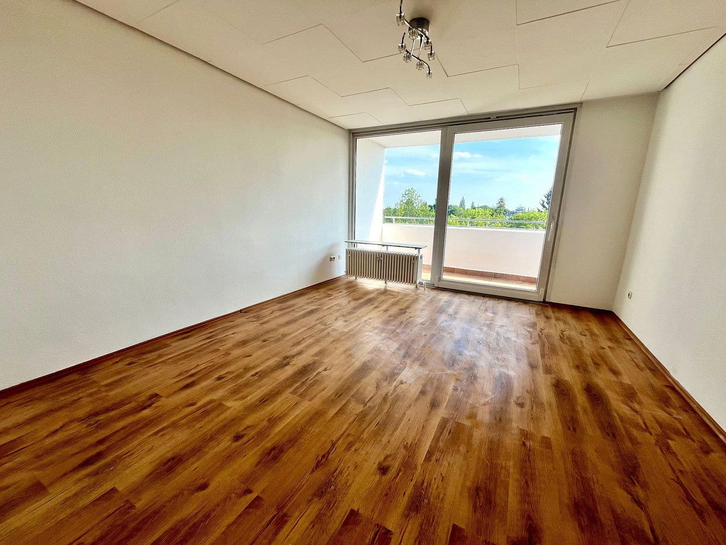 Predaj bytu 3-izbový 76 m², Bad Homburg vor der Höhe, Hesensko Predaj bytu 3-izbový 76 m², Bad Homburg vor der Höhe, Hesensko