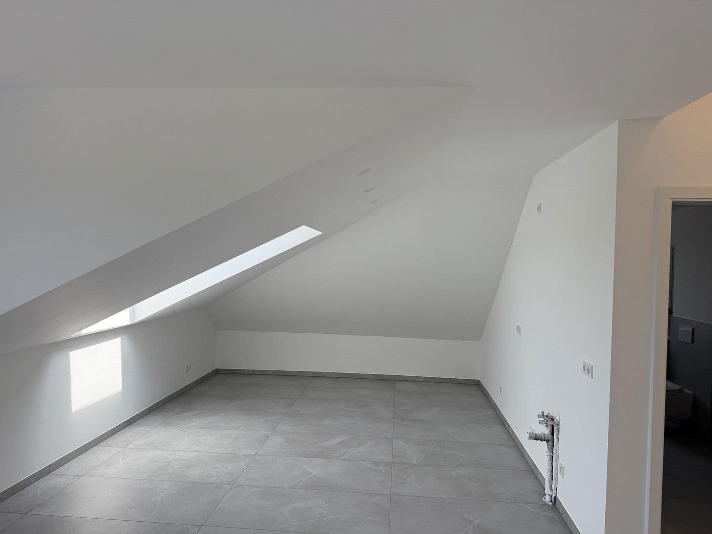 Prenájom bytu 3-izbový 81 m², Büscherhof 13a, Waldbröl, Severné Porýnie - Westfálsko Prenájom bytu 3-izbový 81 m², Büscherhof 13a, Waldbröl, Severné Porýnie - Westfálsko