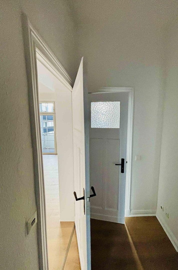 Prenájom bytu 3-izbový 89 m², Jahnstrasse 13, Schwerin, Meklenbursko-Predpomoransko Prenájom bytu 3-izbový 89 m², Jahnstrasse 13, Schwerin, Meklenbursko-Predpomoransko