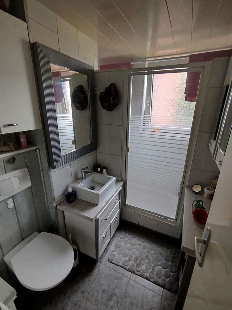 Prenájom bytu 3-izbový 73 m², Bredaer Straße 17, Bremen, Brémy Prenájom bytu 3-izbový 73 m², Bredaer Straße 17, Bremen, Brémy