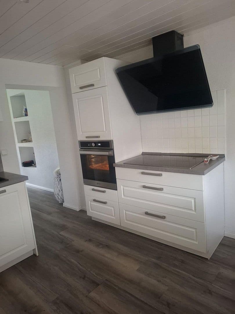 Predaj domu 150 m², pozemek 1.400 m², Hauptstrasse 14, Obererbach, Porýnie-Falcko Predaj domu 150 m², pozemek 1.400 m², Hauptstrasse 14, Obererbach, Porýnie-Falcko