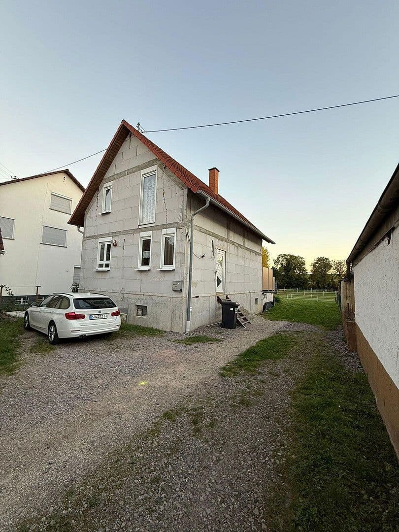 Predaj domu 115 m², pozemek 530 m², Gerämmestraße 55 a, Essingen, Porýnie-Falcko Predaj domu 115 m², pozemek 530 m², Gerämmestraße 55 a, Essingen, Porýnie-Falcko