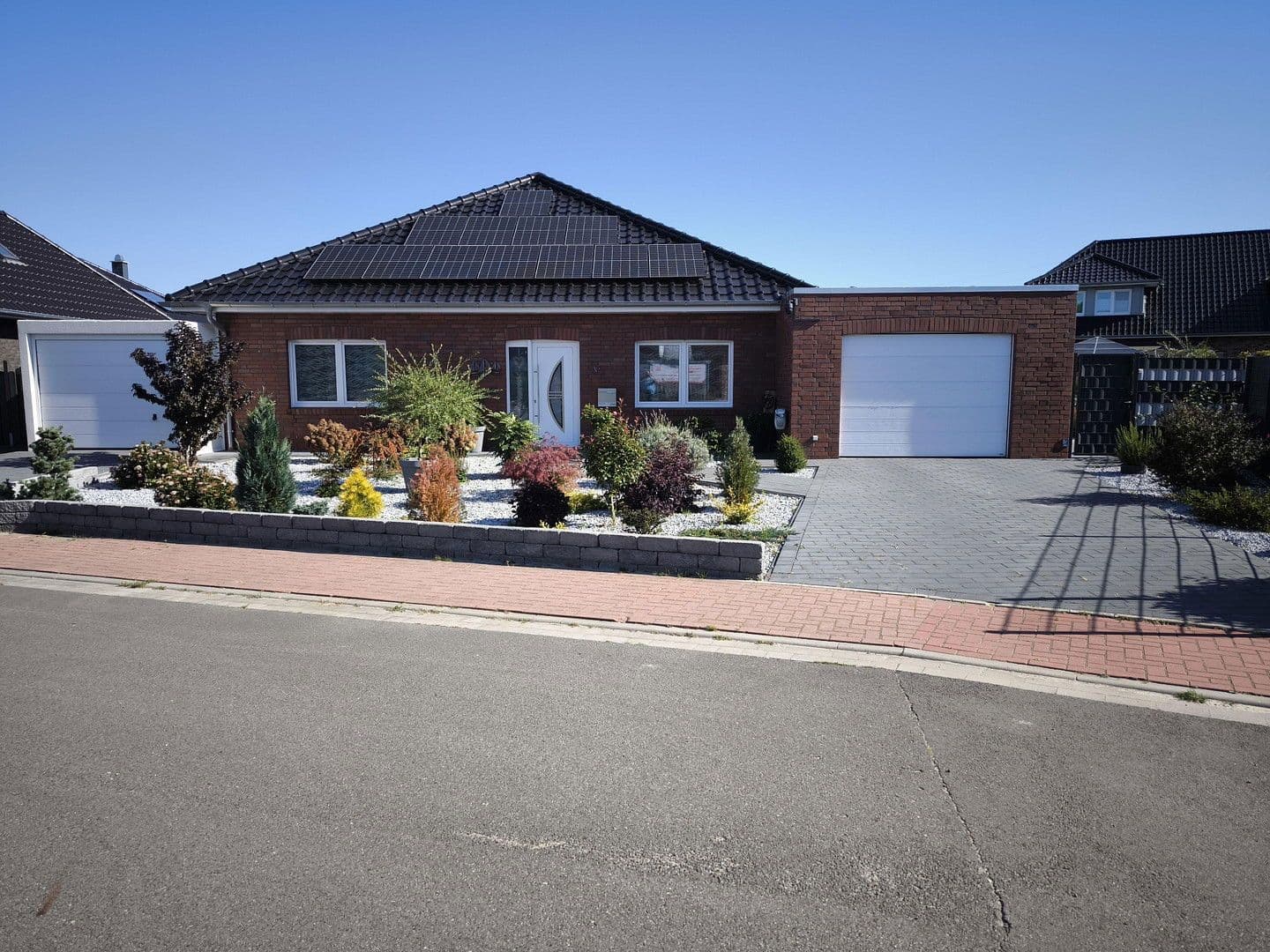 Predaj domu 138 m², pozemek 650 m², mozartallee 25, Lathen, Dolné Sasko Predaj domu 138 m², pozemek 650 m², mozartallee 25, Lathen, Dolné Sasko