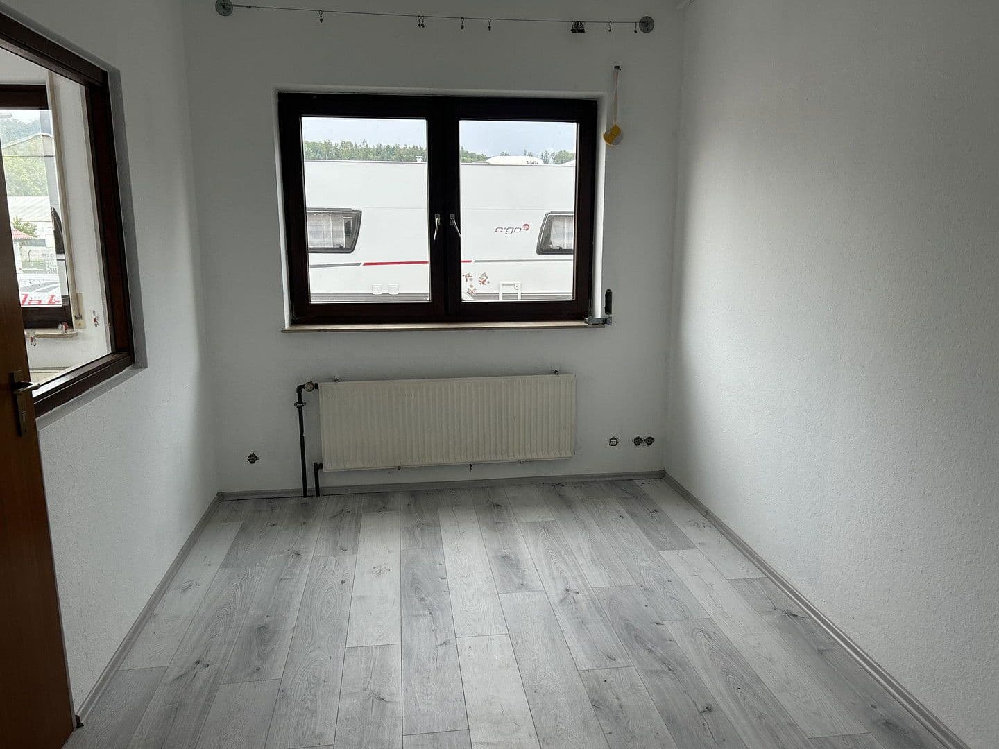 Prenájom nebytového priestoru 310 m², Maulbronn, Bádensko-Wurttembersko Prenájom nebytového priestoru 310 m², Maulbronn, Bádensko-Wurttembersko