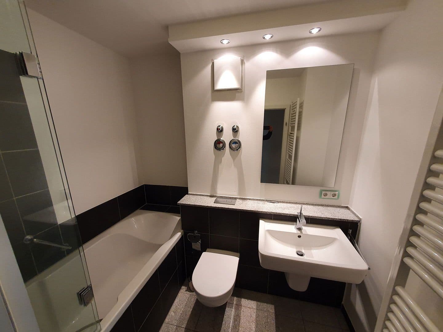 Prenájom bytu 2-izbový 65 m², Spitalstr 4, Ingolstadt, Bavorsko Prenájom bytu 2-izbový 65 m², Spitalstr 4, Ingolstadt, Bavorsko