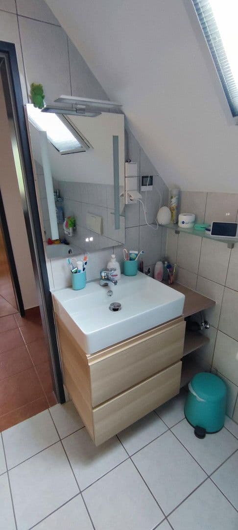 Prenájom bytu 4-izbový 112 m², Grenzlandstr 15a, Bad Gottleuba-Berggießhübel, Sasko Prenájom bytu 4-izbový 112 m², Grenzlandstr 15a, Bad Gottleuba-Berggießhübel, Sasko