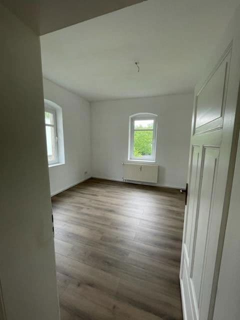 Prenájom bytu 4-izbový 98 m², Cornelius-Gurlitt Straße 8, Dresden, Sasko Prenájom bytu 4-izbový 98 m², Cornelius-Gurlitt Straße 8, Dresden, Sasko