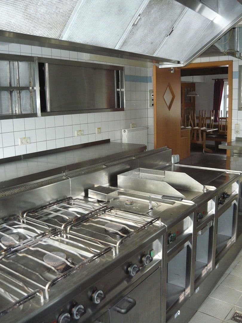 Prenájom nebytového priestoru 774 m², Am Viehmarkt 108, Ummerstadt, Durínsko Prenájom nebytového priestoru 774 m², Am Viehmarkt 108, Ummerstadt, Durínsko