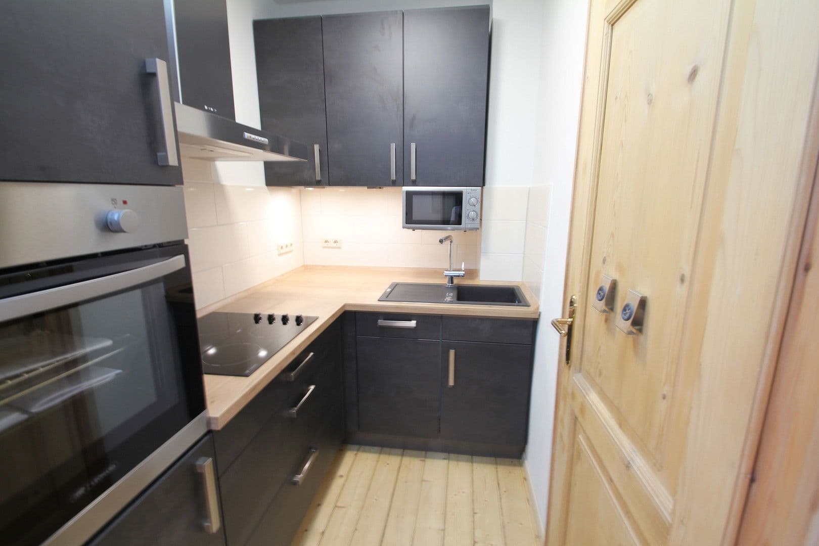 Prenájom bytu 2-izbový 68 m², Herzberger Landstraße 52, Göttingen, Dolné Sasko Prenájom bytu 2-izbový 68 m², Herzberger Landstraße 52, Göttingen, Dolné Sasko