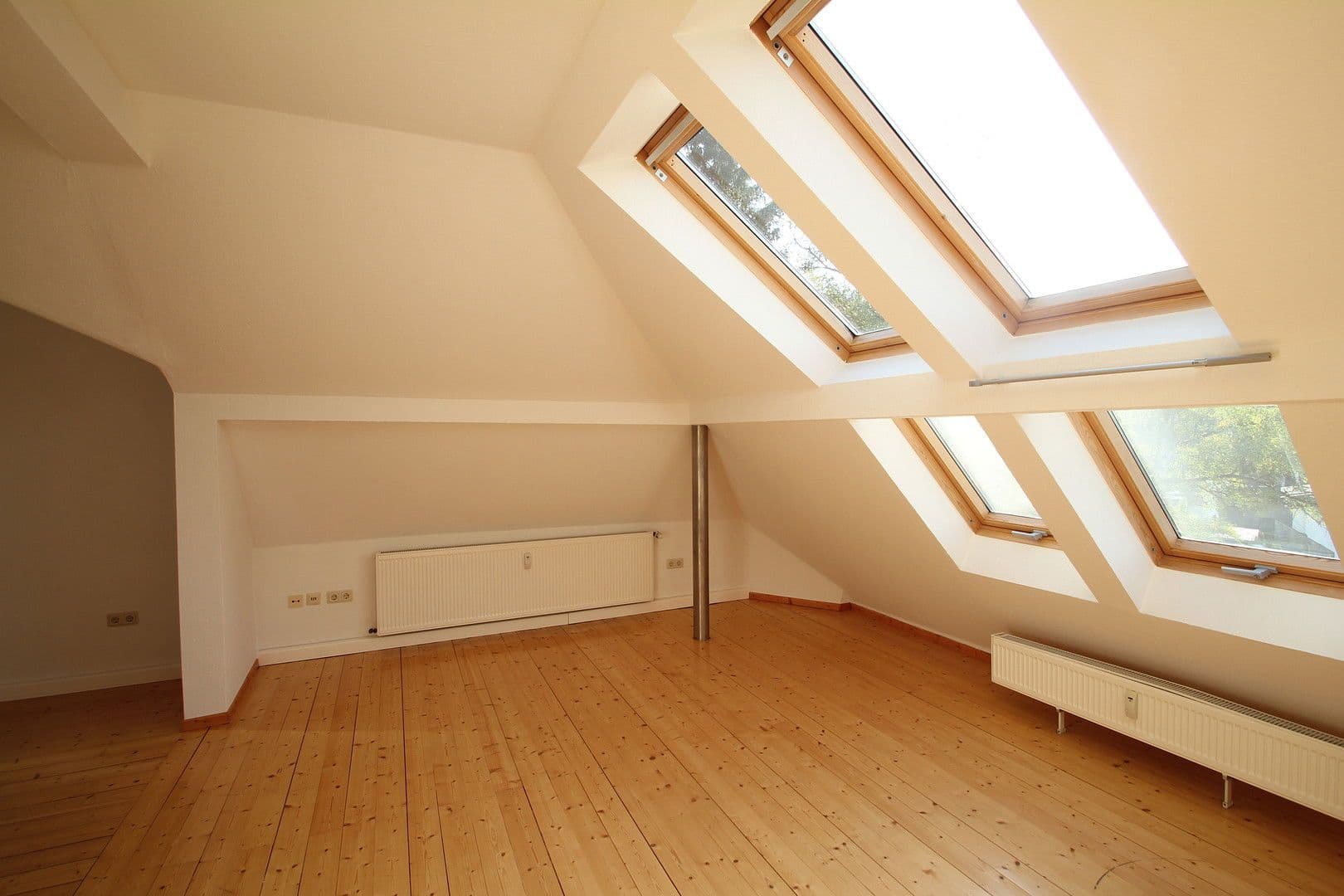 Prenájom bytu 2-izbový 68 m², Herzberger Landstraße 52, Göttingen, Dolné Sasko Prenájom bytu 2-izbový 68 m², Herzberger Landstraße 52, Göttingen, Dolné Sasko