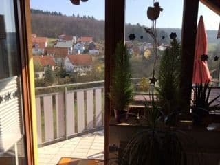 Prenájom bytu 5-izbový 92 m², In der Heinrichsburg 13, Mosbach, Bádensko-Wurttembersko Prenájom bytu 5-izbový 92 m², In der Heinrichsburg 13, Mosbach, Bádensko-Wurttembersko