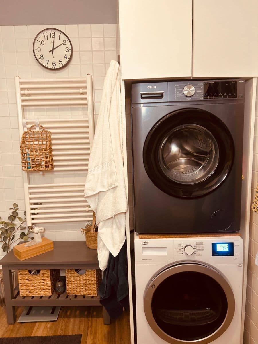 Prenájom bytu 3-izbový 90 m², U Uranie, Praha, Praha Prenájom bytu 3-izbový 90 m², U Uranie, Praha, Praha