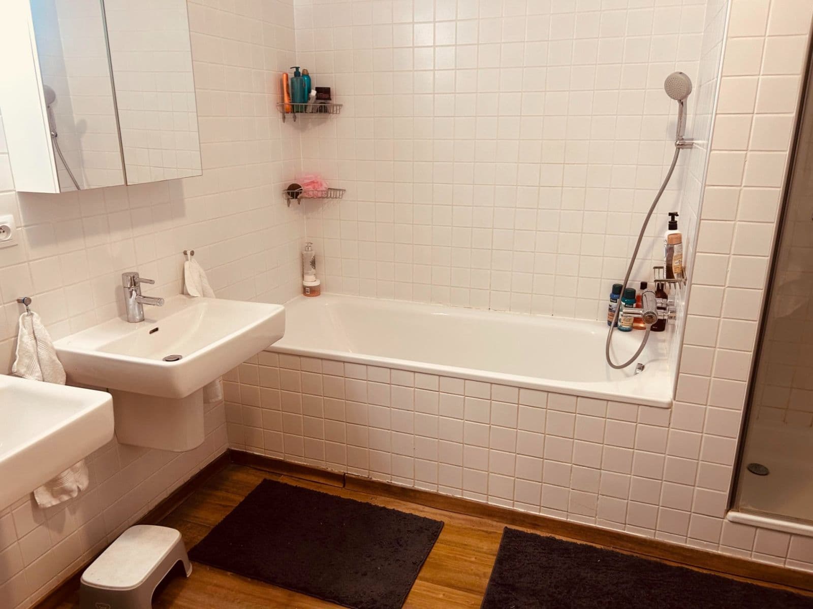 Prenájom bytu 3-izbový 90 m², U Uranie, Praha, Praha Prenájom bytu 3-izbový 90 m², U Uranie, Praha, Praha