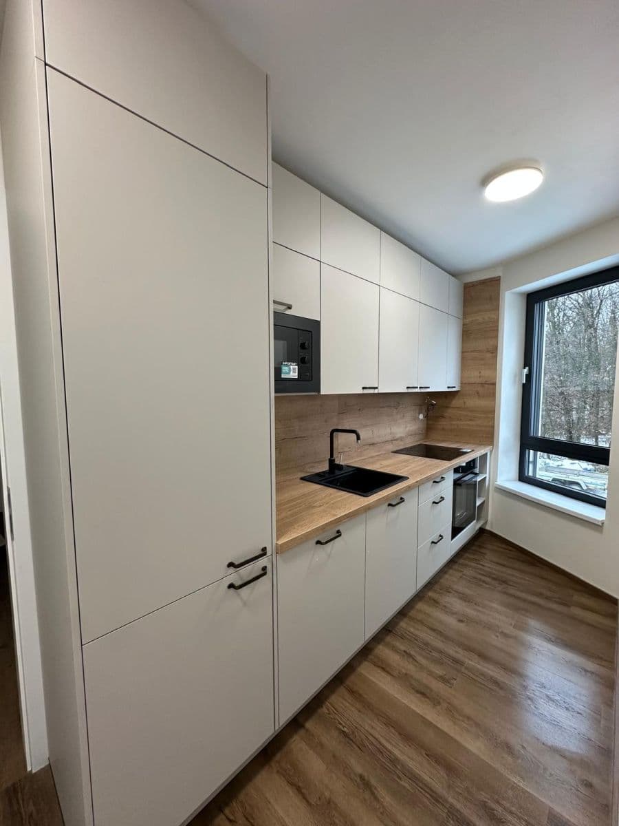 Prenájom bytu 2-izbový 47 m², Plk. Loudy, Kutná Hora, Středočeský kraj Prenájom bytu 2-izbový 47 m², Plk. Loudy, Kutná Hora, Středočeský kraj