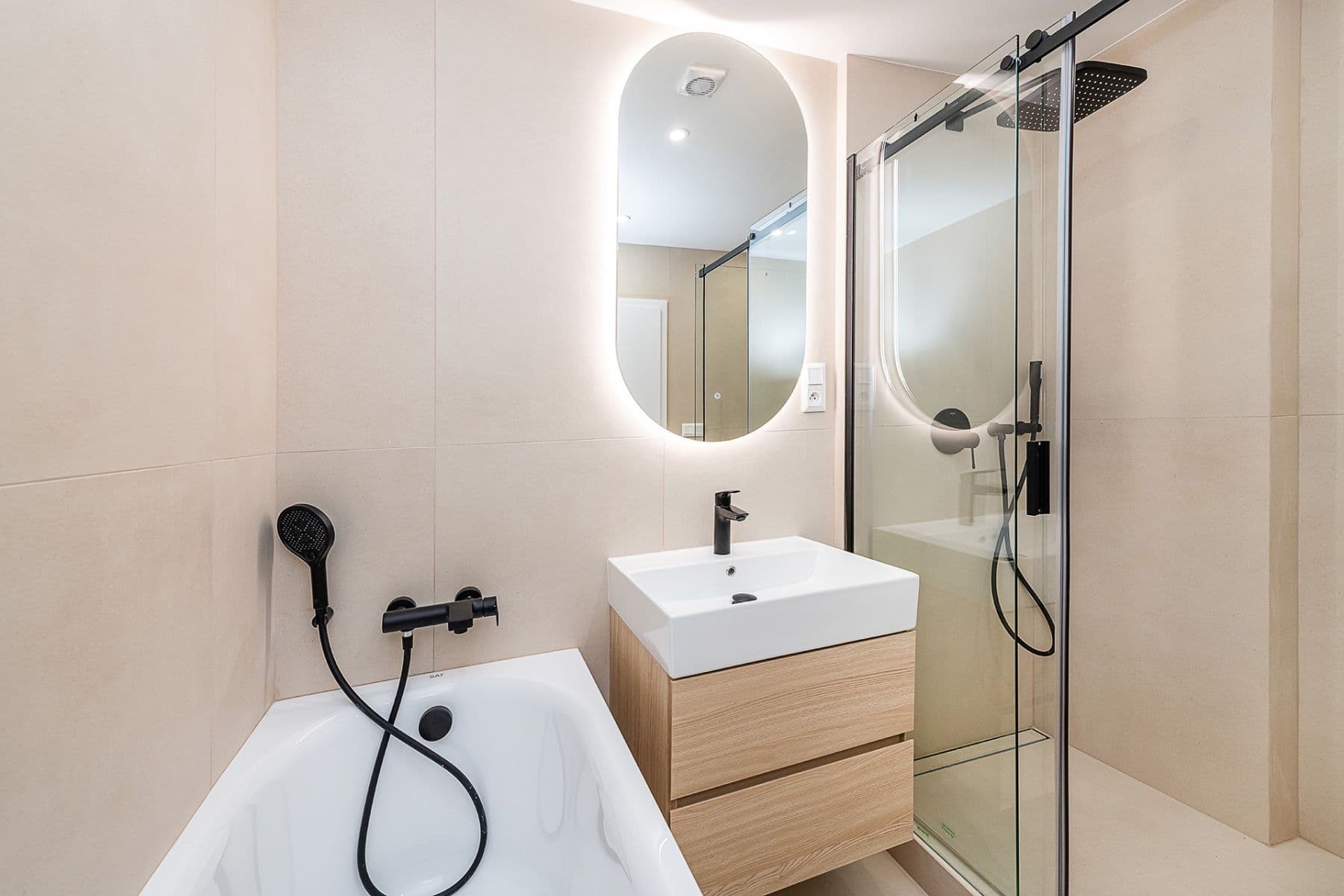 Predaj bytu 4-izbový 100 m², Křivá, Praha, Praha Predaj bytu 4-izbový 100 m², Křivá, Praha, Praha