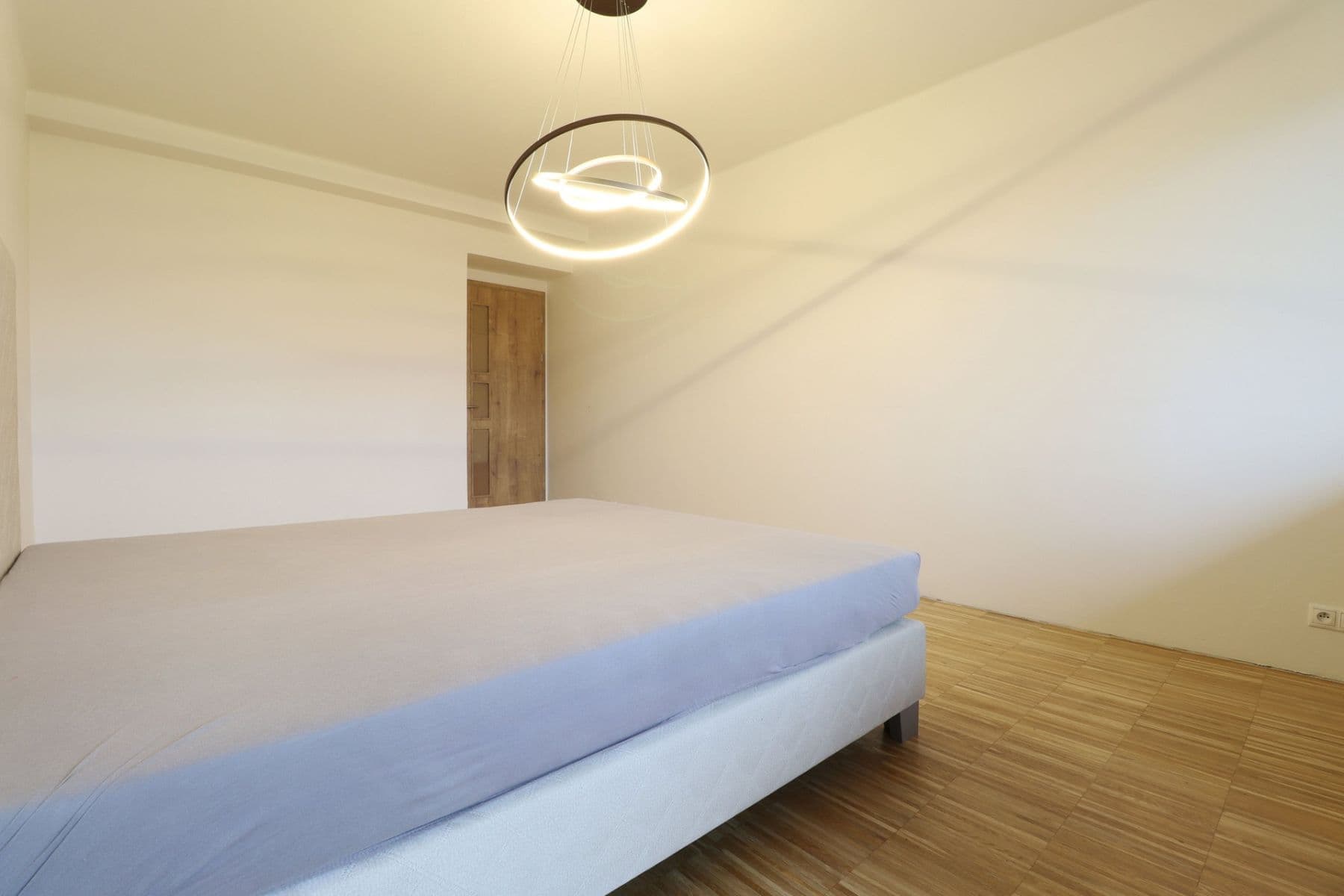 Prenájom bytu 2-izbový 70 m², K Zeleným domkům, Praha, Praha Prenájom bytu 2-izbový 70 m², K Zeleným domkům, Praha, Praha