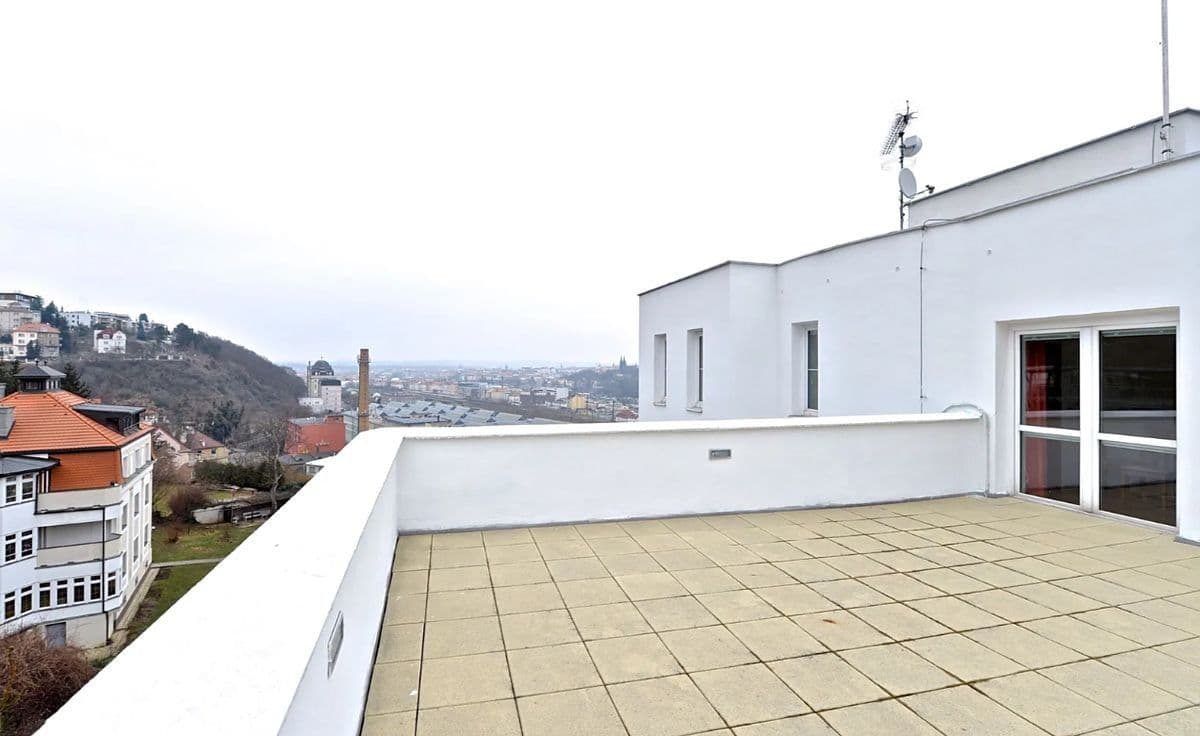 Prenájom domu 801 m², pozemek 1.299 m², Nový Zlíchov, Praha, Praha Prenájom domu 801 m², pozemek 1.299 m², Nový Zlíchov, Praha, Praha