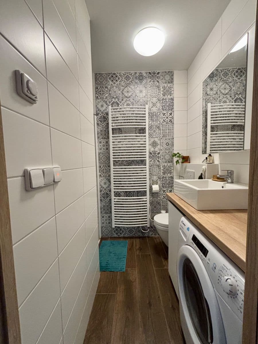 Prenájom bytu 1-izbový 30 m², Gallašova, Brno, Jihomoravský kraj Prenájom bytu 1-izbový 30 m², Gallašova, Brno, Jihomoravský kraj