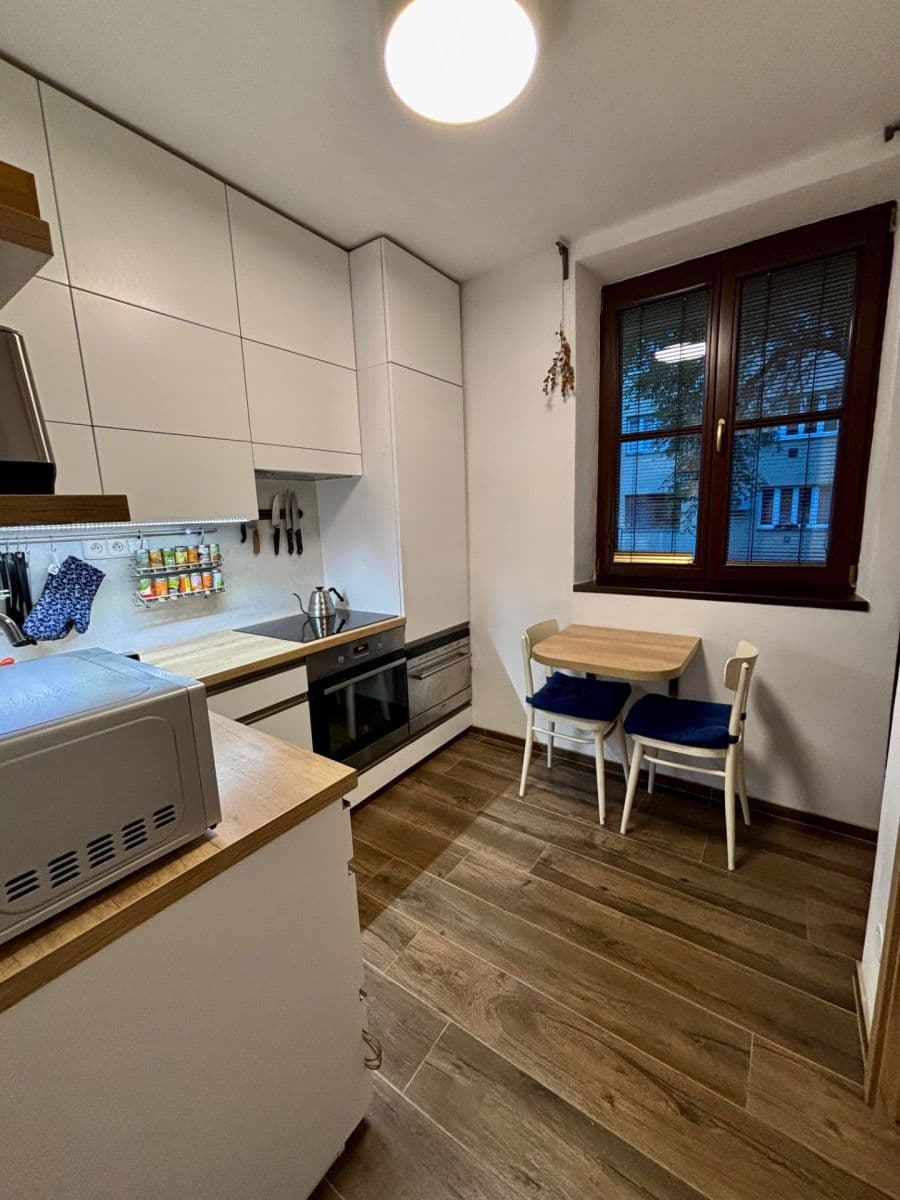 Prenájom bytu 1-izbový 30 m², Gallašova, Brno, Jihomoravský kraj Prenájom bytu 1-izbový 30 m², Gallašova, Brno, Jihomoravský kraj