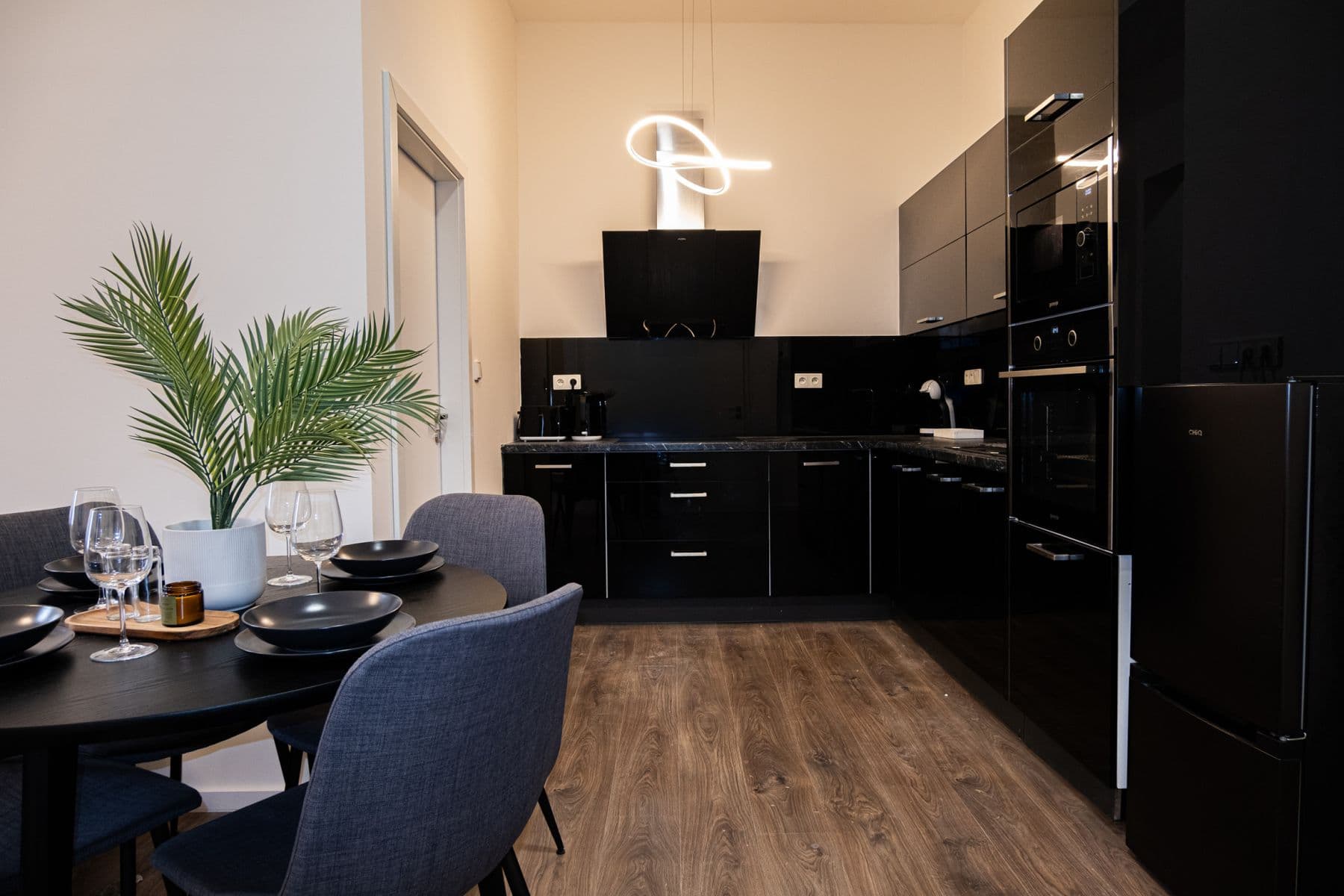 Prenájom bytu 65 m², Ječná, Praha, Praha Prenájom bytu 65 m², Ječná, Praha, Praha