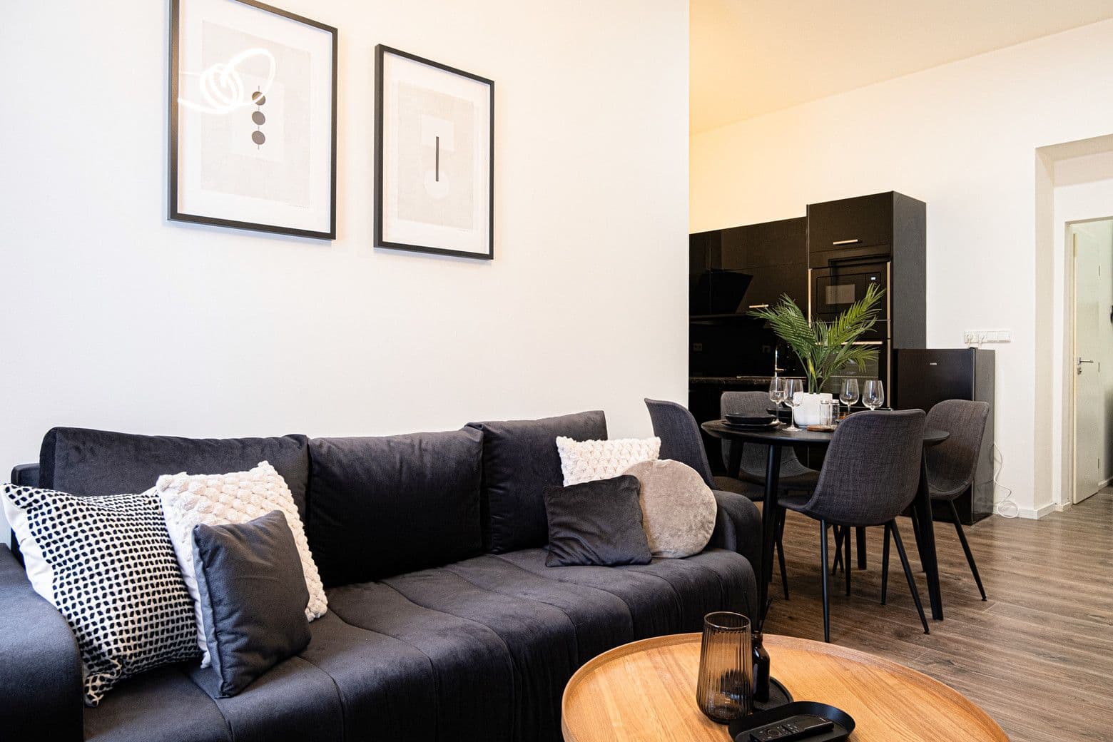 Prenájom bytu 65 m², Ječná, Praha, Praha Prenájom bytu 65 m², Ječná, Praha, Praha