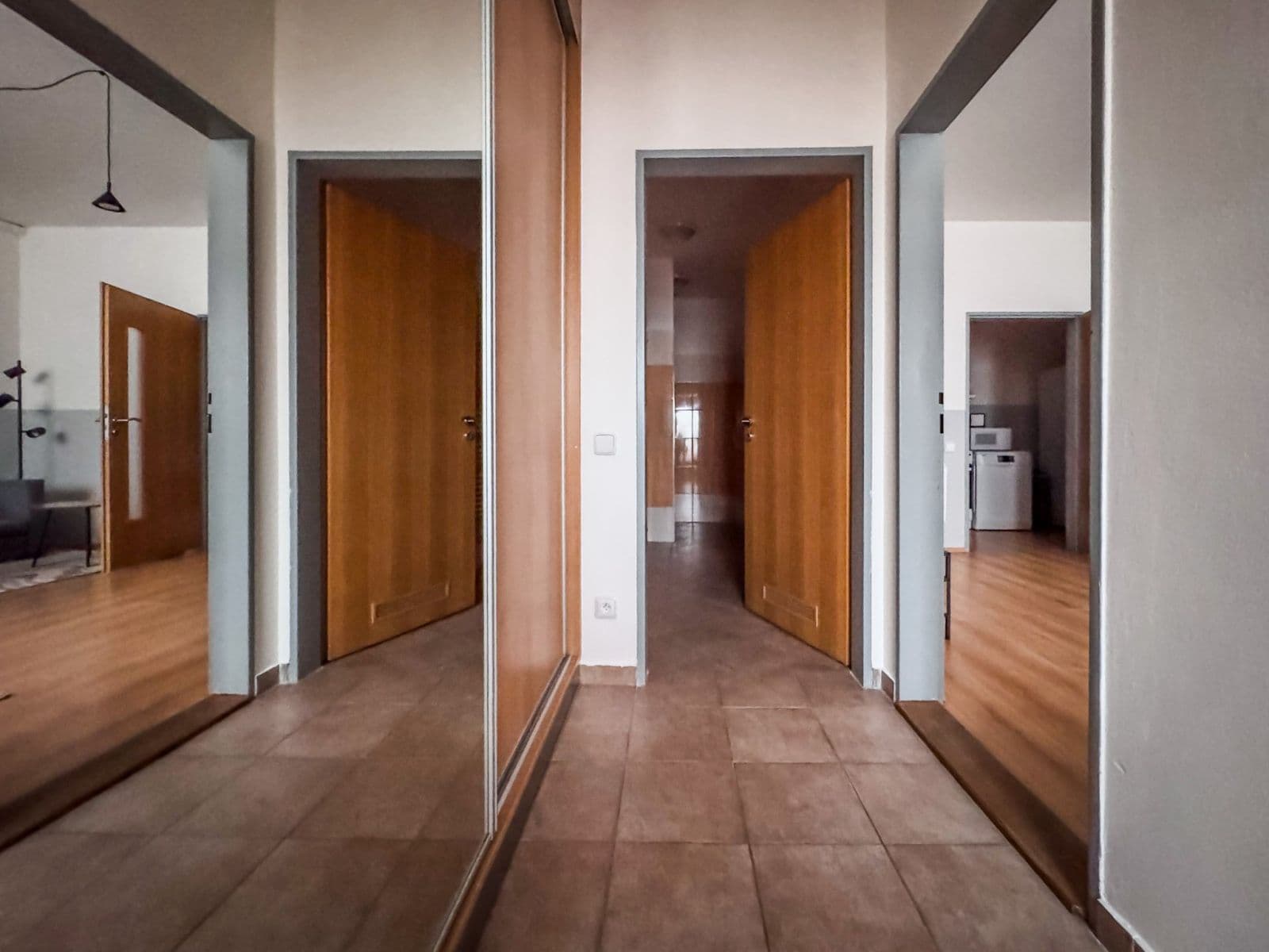 Prenájom bytu 46 m², Chodecká, Praha, Praha Prenájom bytu 46 m², Chodecká, Praha, Praha