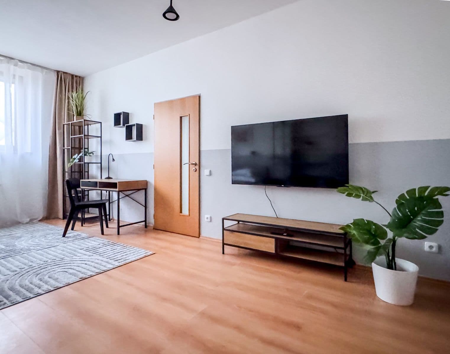 Prenájom bytu 46 m², Chodecká, Praha, Praha Prenájom bytu 46 m², Chodecká, Praha, Praha