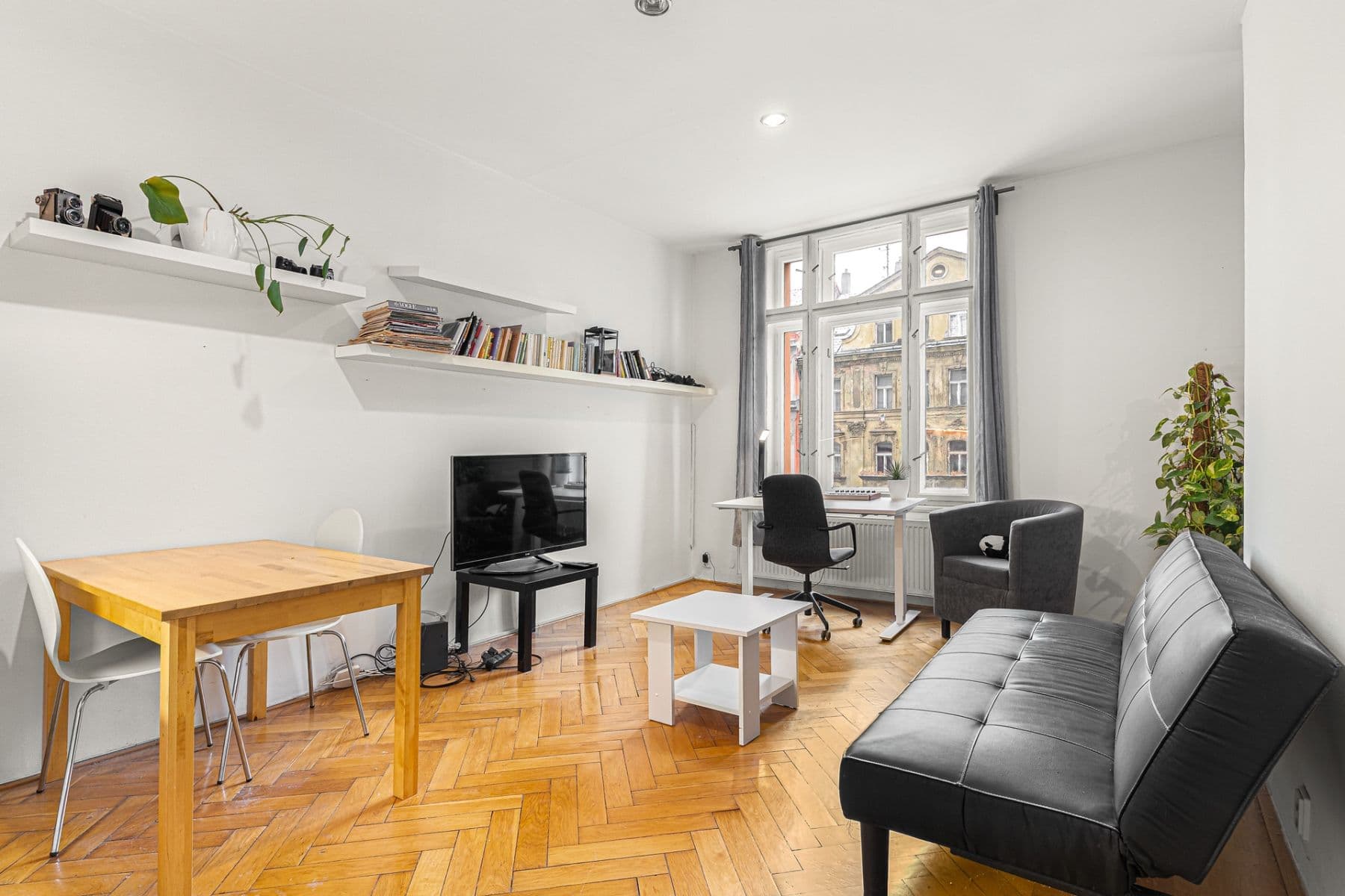 Prenájom bytu 2-izbový 50 m², Estonská, Praha, Praha Prenájom bytu 2-izbový 50 m², Estonská, Praha, Praha