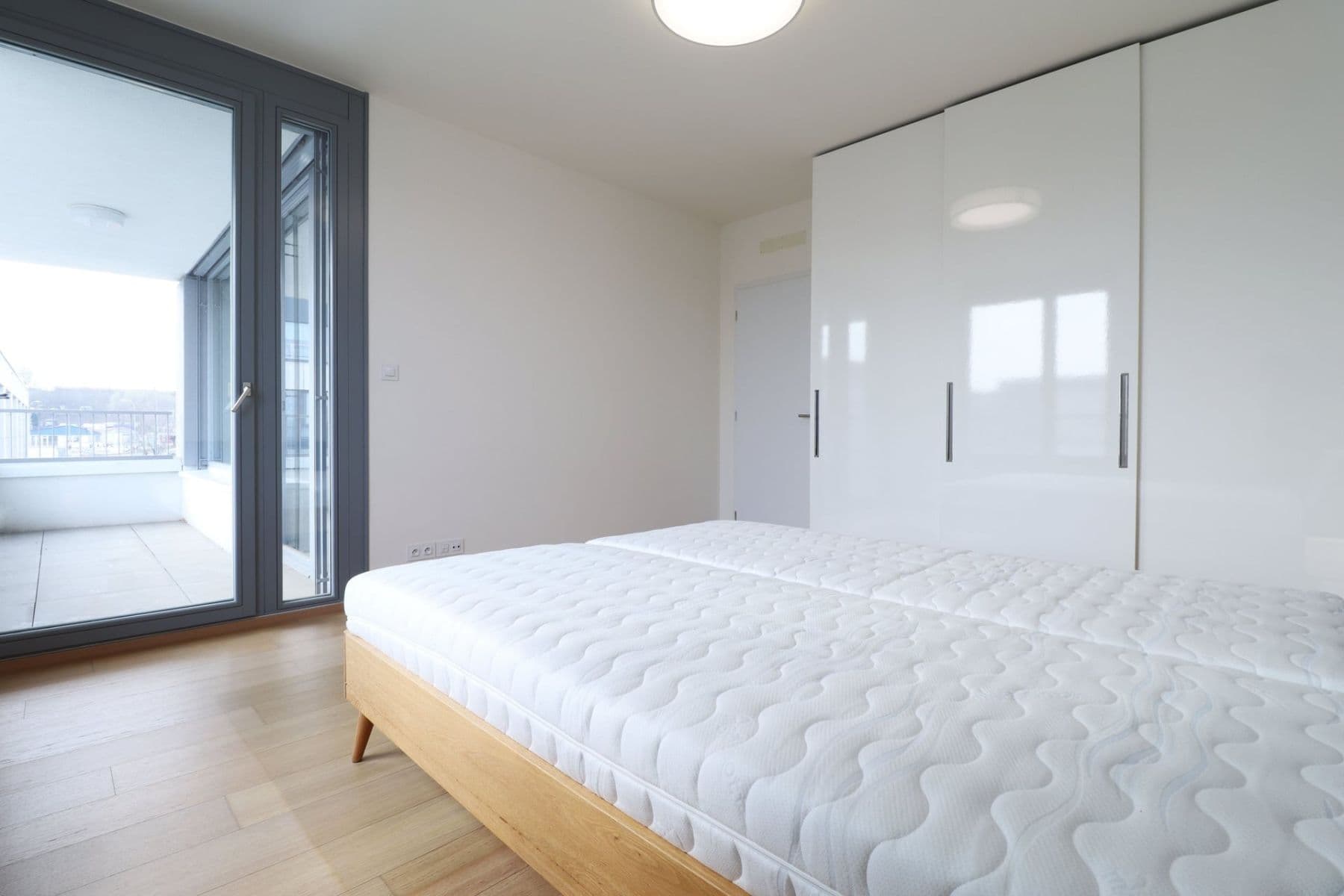 Prenájom bytu 2-izbový 66 m², Walterovo náměstí, Praha, Praha Prenájom bytu 2-izbový 66 m², Walterovo náměstí, Praha, Praha