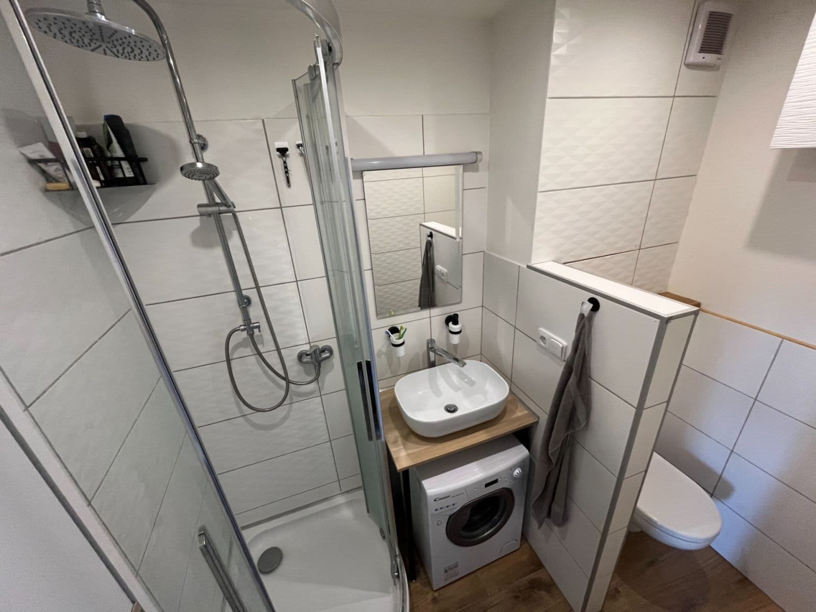 Prenájom bytu 3-izbový 56 m², Jungmannova, Frýdek-Místek, Moravskoslezský kraj Prenájom bytu 3-izbový 56 m², Jungmannova, Frýdek-Místek, Moravskoslezský kraj