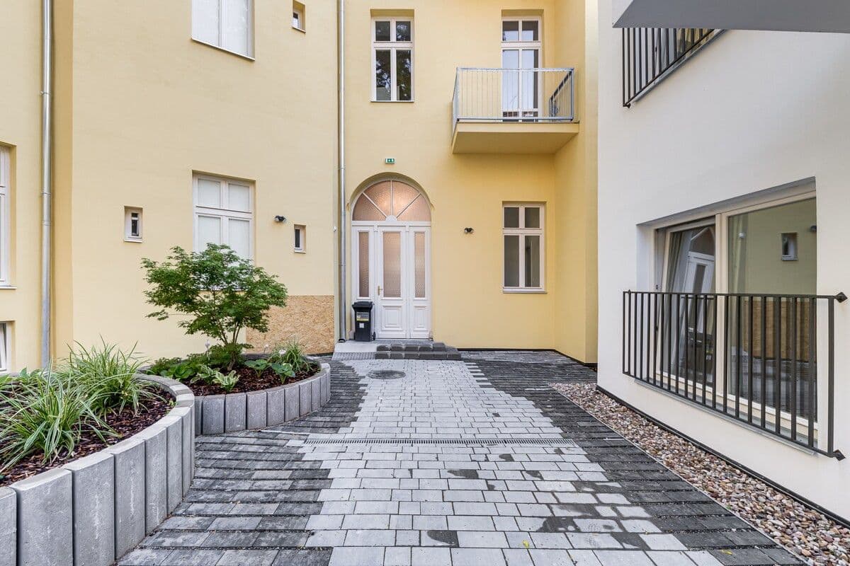 Prenájom bytu 20 m², Rubešova, Praha, Praha Prenájom bytu 20 m², Rubešova, Praha, Praha