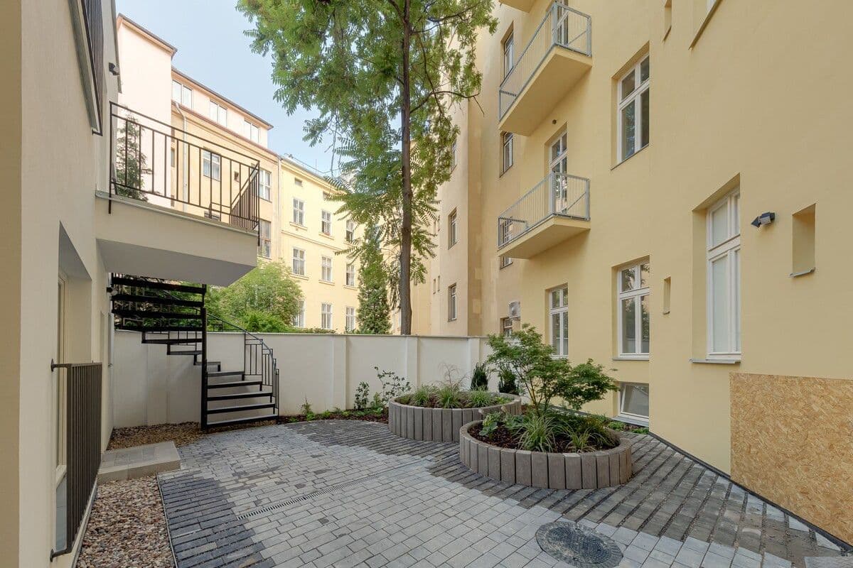 Prenájom bytu 20 m², Rubešova, Praha, Praha Prenájom bytu 20 m², Rubešova, Praha, Praha