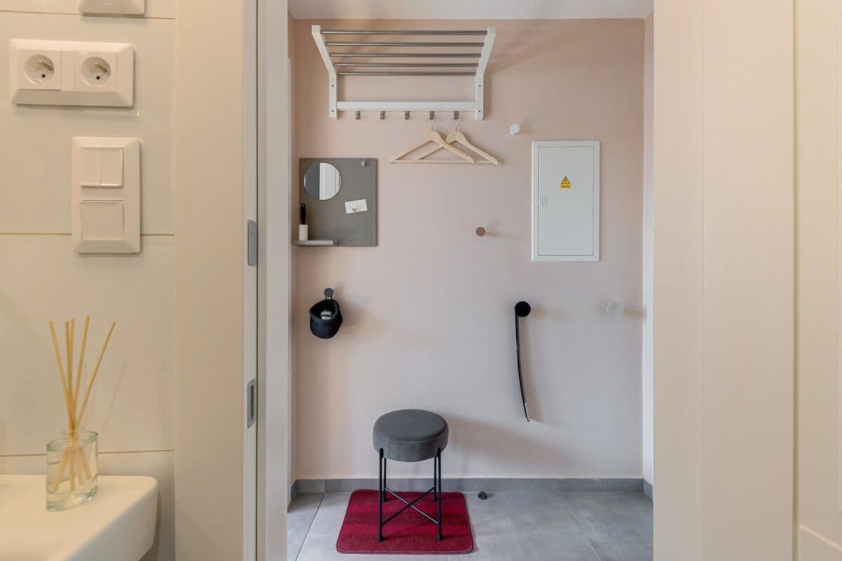 Prenájom bytu 20 m², Rubešova, Praha, Praha Prenájom bytu 20 m², Rubešova, Praha, Praha