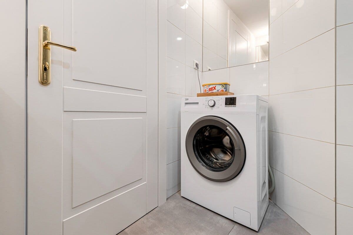 Prenájom bytu 20 m², Rubešova, Praha, Praha Prenájom bytu 20 m², Rubešova, Praha, Praha