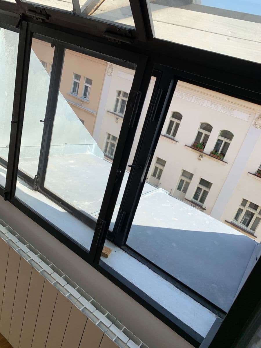 Predaj bytu 2-izbový 40 m², Slovinská, Praha, Praha Predaj bytu 2-izbový 40 m², Slovinská, Praha, Praha