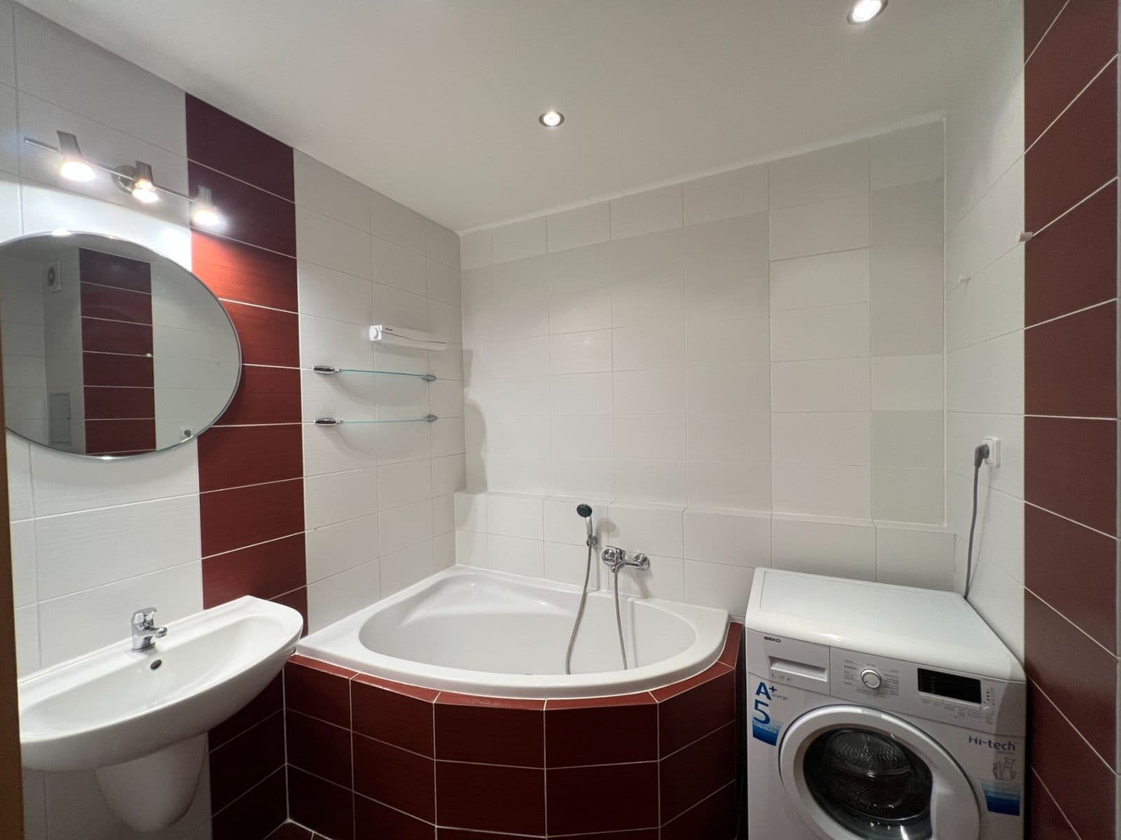 Prenájom bytu 1-izbový 29 m², Velenovského, Praha, Praha Prenájom bytu 1-izbový 29 m², Velenovského, Praha, Praha