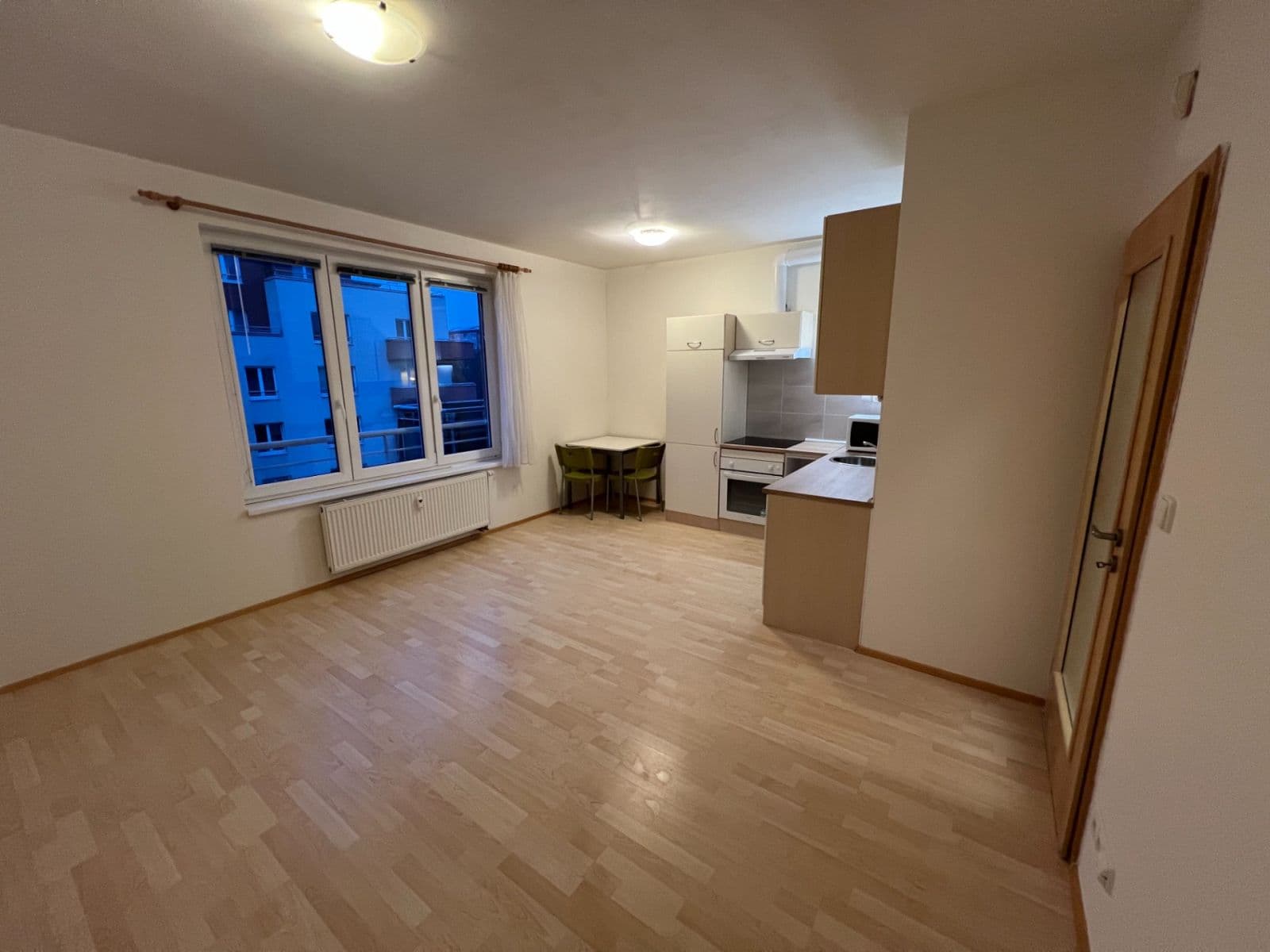Prenájom bytu 1-izbový 29 m², Velenovského, Praha, Praha Prenájom bytu 1-izbový 29 m², Velenovského, Praha, Praha