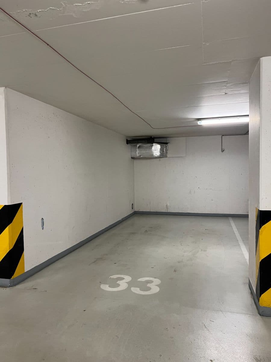 Prenájom bytu 1-izbový 29 m², Velenovského, Praha, Praha Prenájom bytu 1-izbový 29 m², Velenovského, Praha, Praha