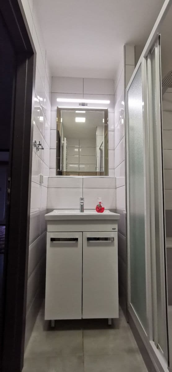 Predaj bytu 2-izbový 67 m², Lískovecká, Frýdek-Místek, Moravskoslezský kraj Predaj bytu 2-izbový 67 m², Lískovecká, Frýdek-Místek, Moravskoslezský kraj