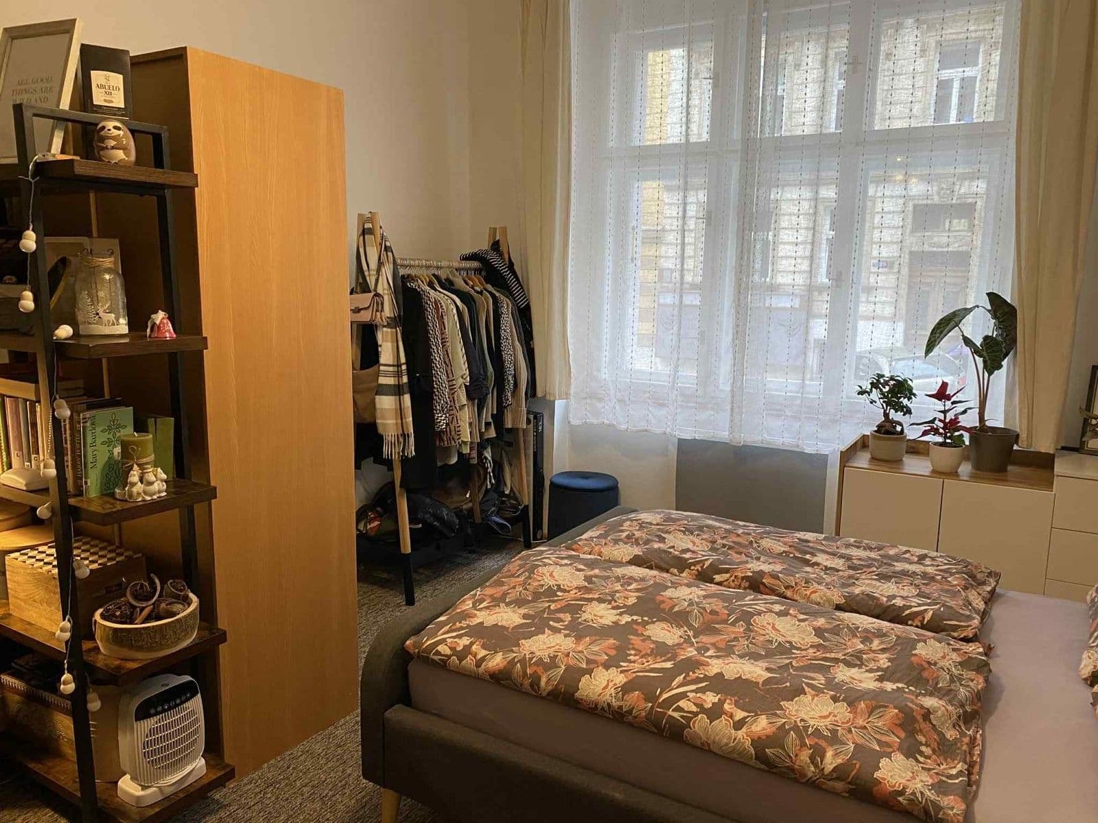 Prenájom bytu 1-izbový 25 m², Žitomírská, Praha, Praha Prenájom bytu 1-izbový 25 m², Žitomírská, Praha, Praha