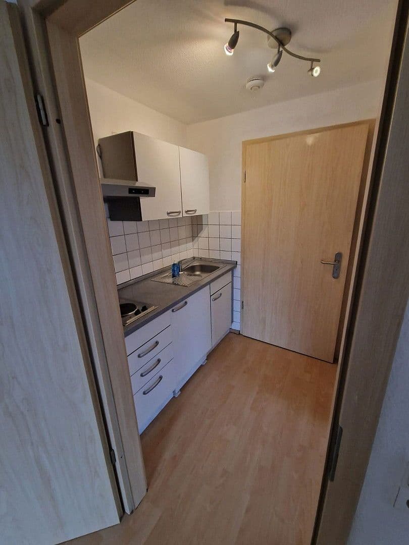 Prenájom bytu 1-izbový 23 m², Schoellstr. 5, Stuttgart-Plieningen, Bádensko-Wurttembersko Prenájom bytu 1-izbový 23 m², Schoellstr. 5, Stuttgart-Plieningen, Bádensko-Wurttembersko