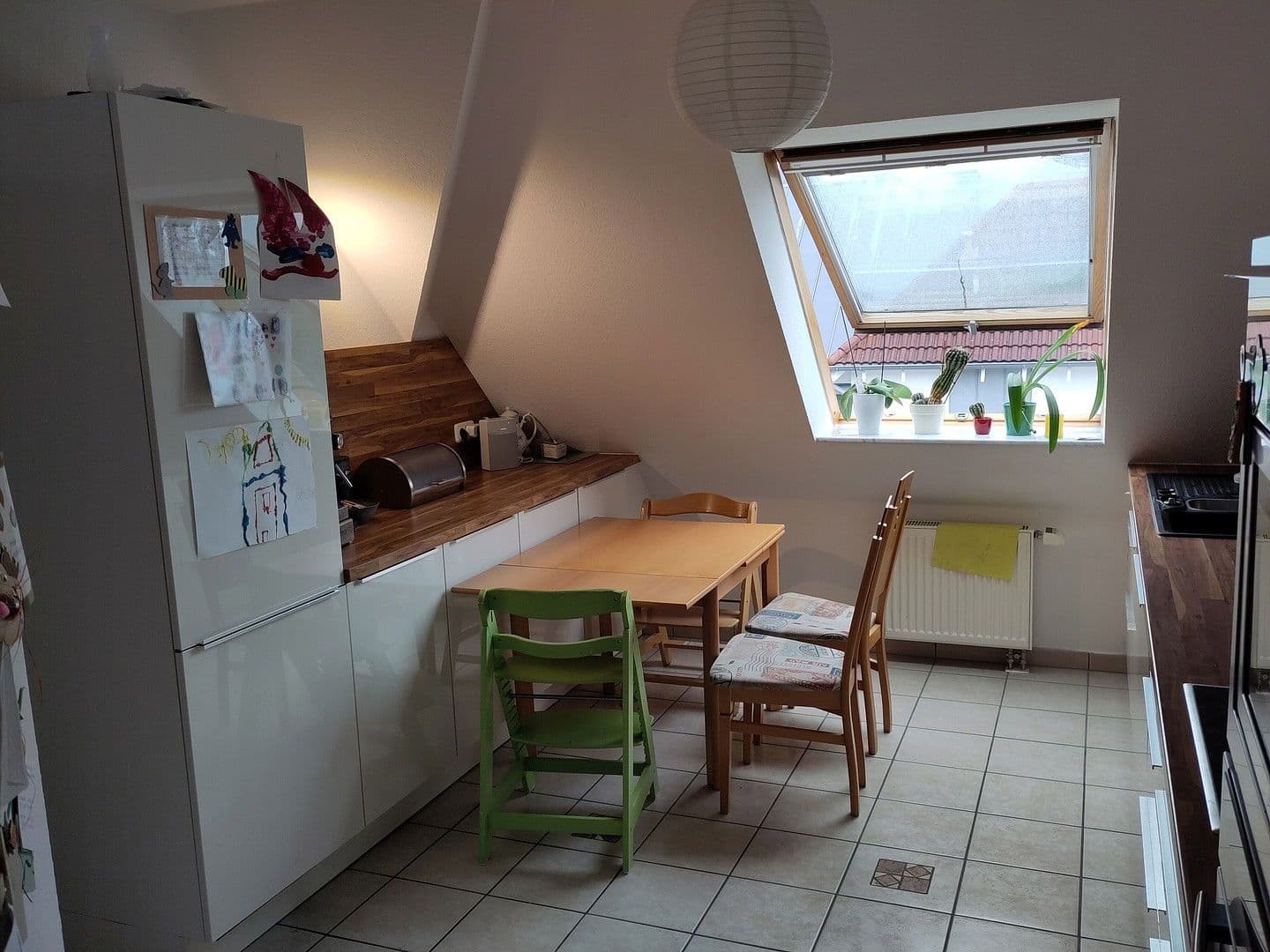 Prenájom bytu 3-izbový 102 m², Altenberger-Dom-Str. 50, Bergisch Gladbach, Severné Porýnie - Westfálsko Prenájom bytu 3-izbový 102 m², Altenberger-Dom-Str. 50, Bergisch Gladbach, Severné Porýnie - Westfálsko