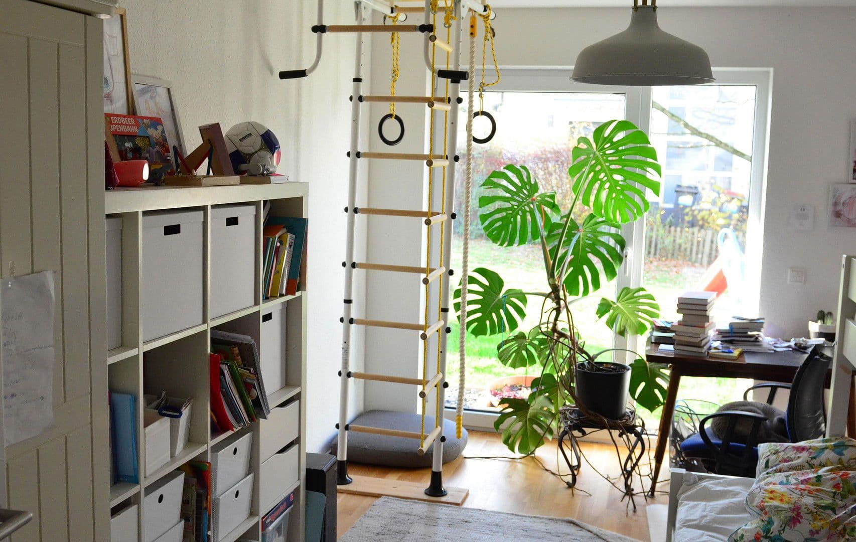 Prenájom bytu 3-izbový 92 m², Bielefeld, Severné Porýnie - Westfálsko Prenájom bytu 3-izbový 92 m², Bielefeld, Severné Porýnie - Westfálsko