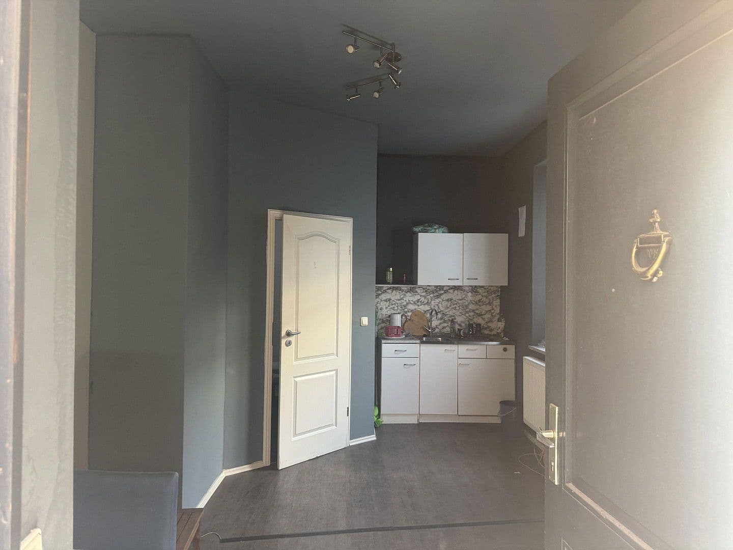 Prenájom kancelárie 280 m², Zerzabelshofstr 9, Nürnberg, Bavorsko Prenájom kancelárie 280 m², Zerzabelshofstr 9, Nürnberg, Bavorsko