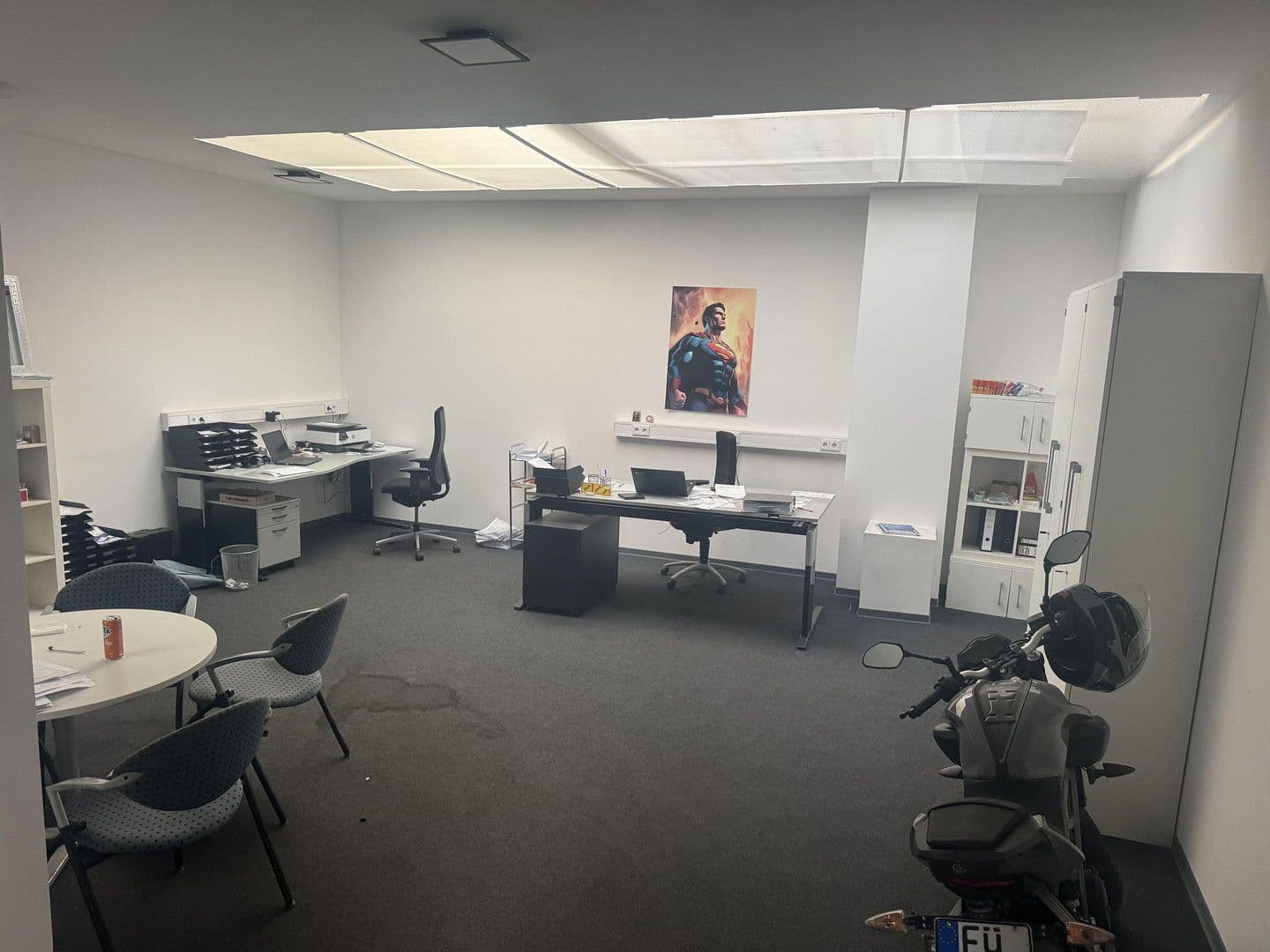 Prenájom kancelárie 280 m², Zerzabelshofstr 9, Nürnberg, Bavorsko Prenájom kancelárie 280 m², Zerzabelshofstr 9, Nürnberg, Bavorsko