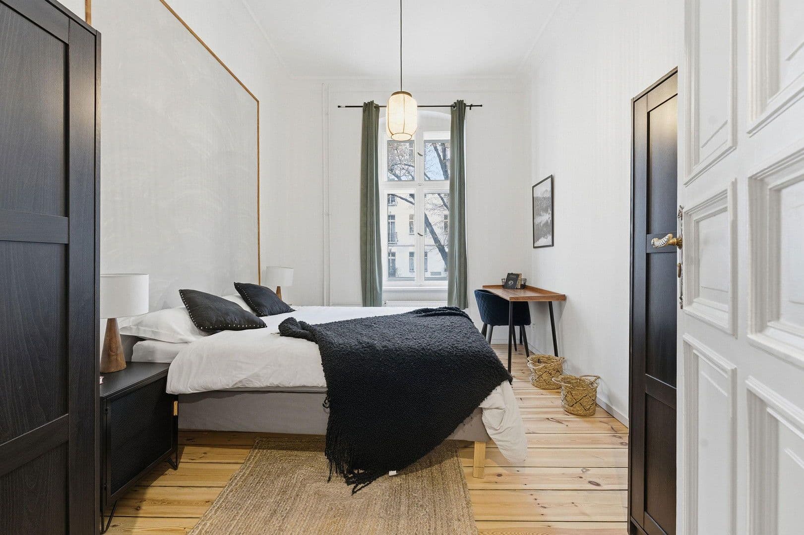 Prenájom bytu 107 m², Simon-Dach-Straße 13, Berlin, Berlín Prenájom bytu 107 m², Simon-Dach-Straße 13, Berlin, Berlín