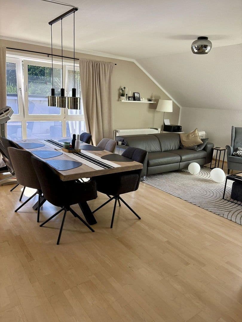 Predaj bytu 4-izbový 111 m², Neustadt am Rübenberge, Dolné Sasko Predaj bytu 4-izbový 111 m², Neustadt am Rübenberge, Dolné Sasko