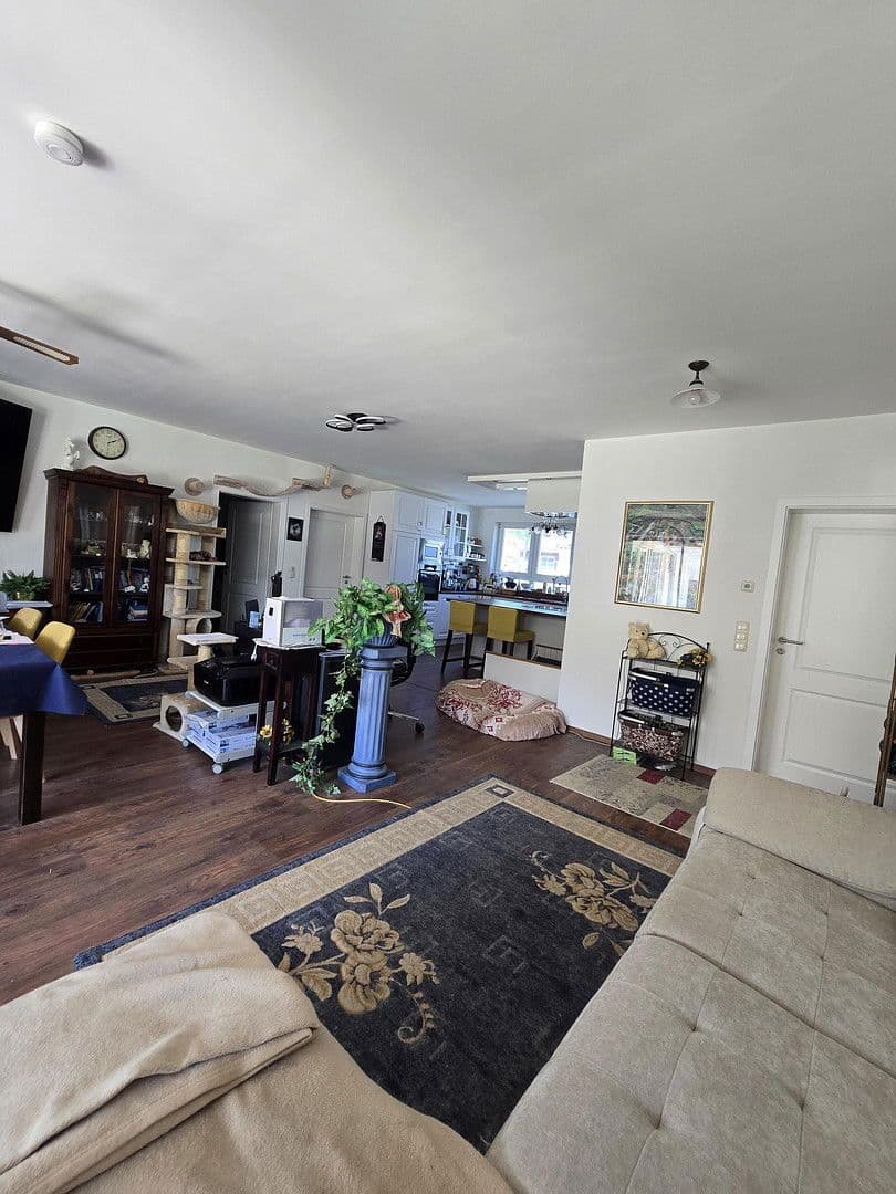 Predaj domu 177 m², pozemek 675 m², Badner Weg 5, Bad Mergentheim, Bádensko-Wurttembersko Predaj domu 177 m², pozemek 675 m², Badner Weg 5, Bad Mergentheim, Bádensko-Wurttembersko