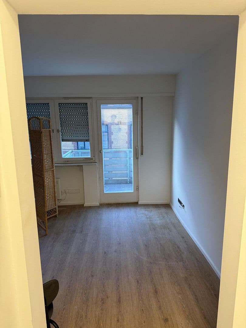 Prenájom bytu 1-izbový 26 m², Mozartstr. 5, Stuttgart, Bádensko-Wurttembersko Prenájom bytu 1-izbový 26 m², Mozartstr. 5, Stuttgart, Bádensko-Wurttembersko