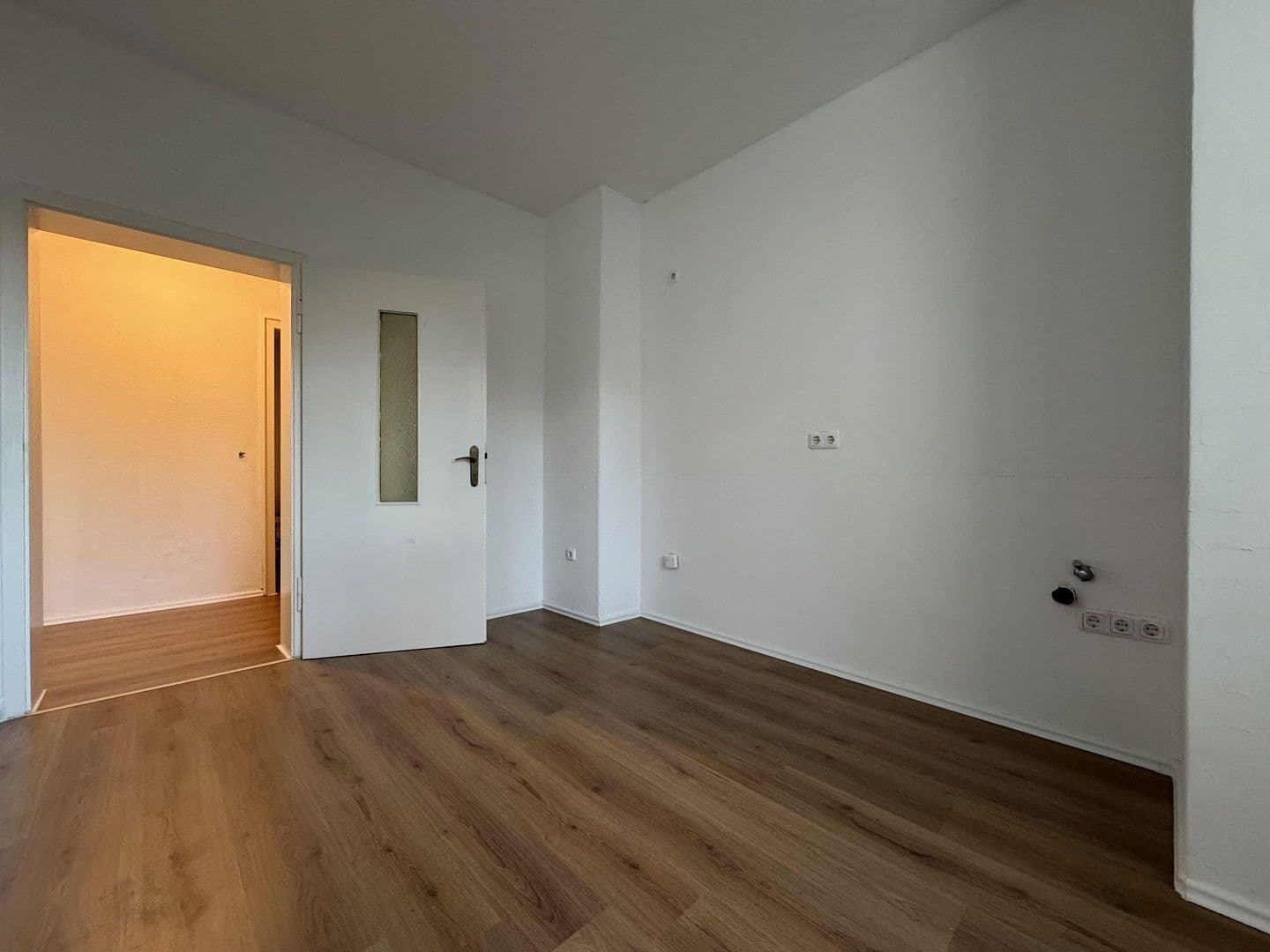 Prenájom bytu 3-izbový 78 m², Dorstener Str. 230, Bochum, Severné Porýnie - Westfálsko Prenájom bytu 3-izbový 78 m², Dorstener Str. 230, Bochum, Severné Porýnie - Westfálsko